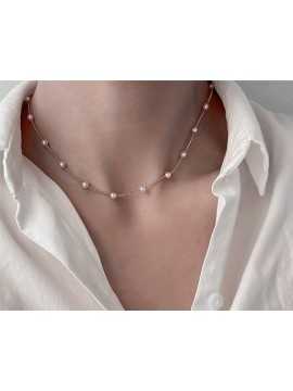 Pearls Choker